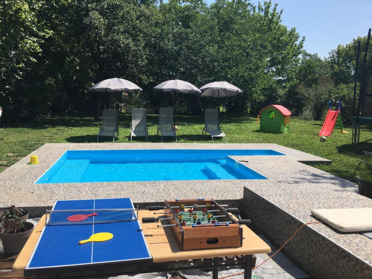 Hotel Casa Bella & Nova à Palić Extérieur photo